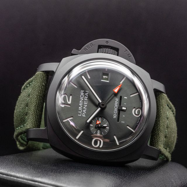 Panerai Luminor Dieci Giorni GMT PAM01483 Image 2